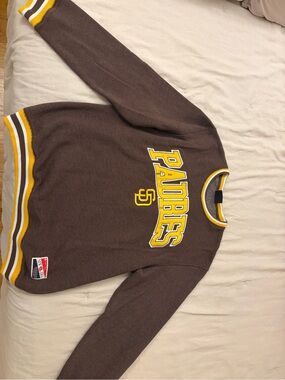 New Era Brown, Yellow & White Padres Crewneck Sweater
